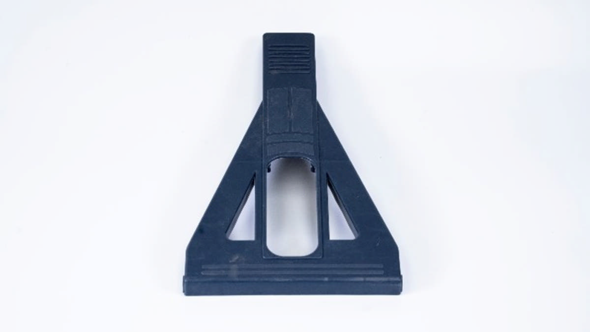 Gray Plastic Triangle for Dawson