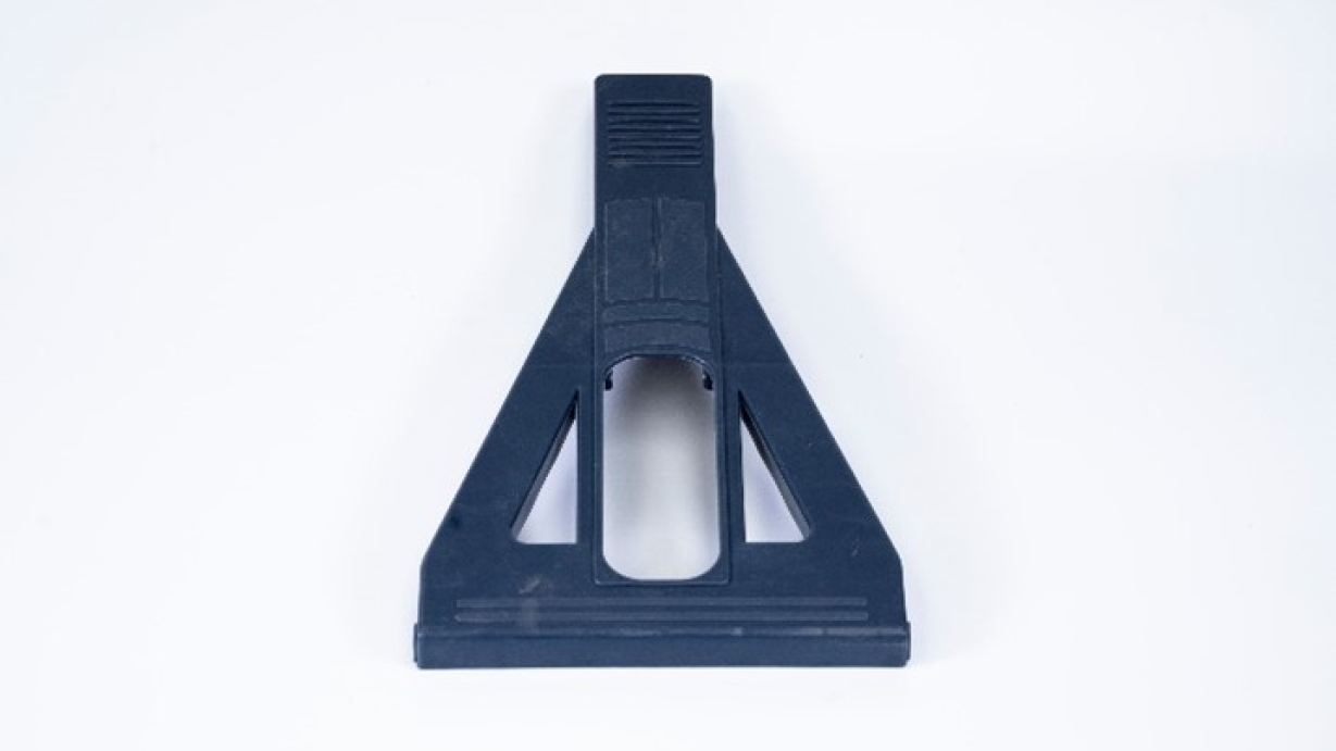 Gray Plastic Triangle for Dawson